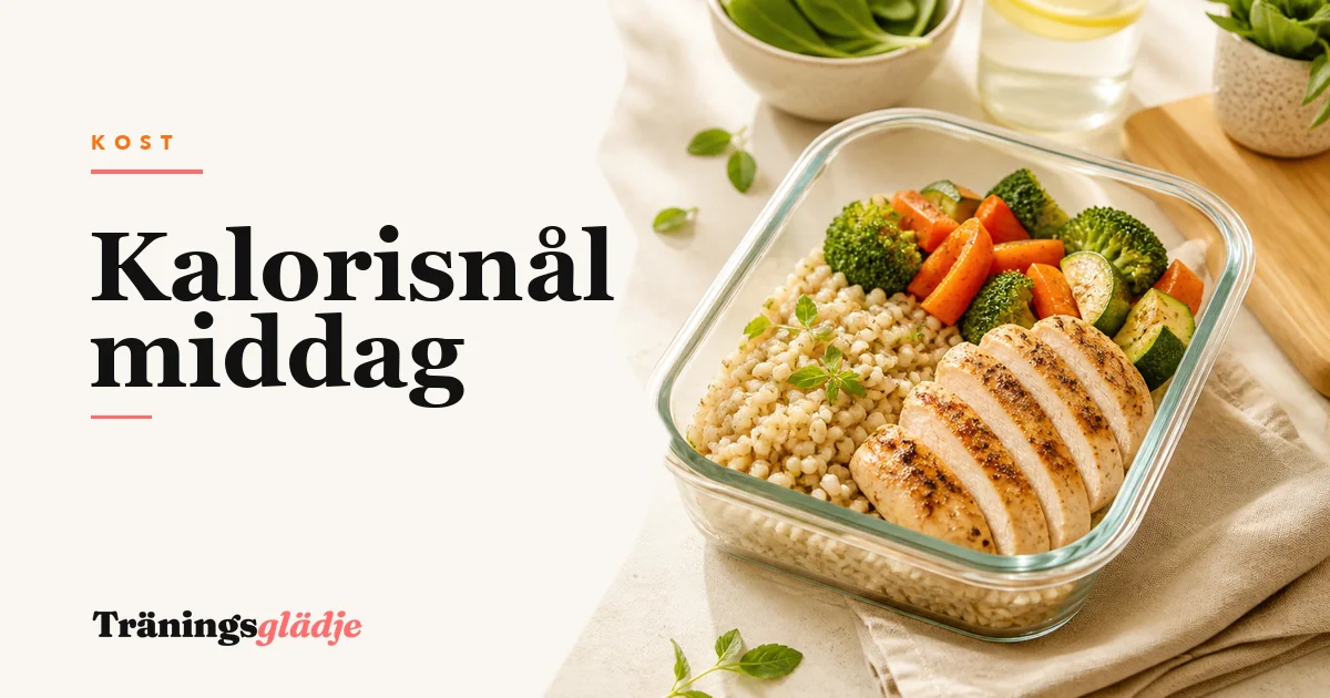 Matlådor med kyckling, fisk, omelett, kikärter och grönsaker på en köksbänk